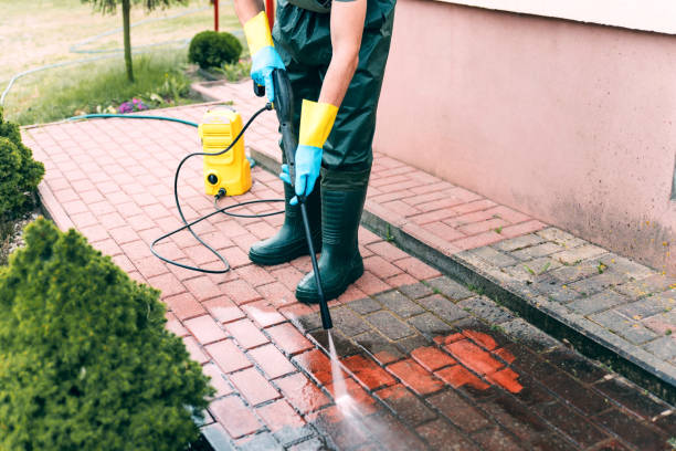 Best Garage Pressure Washing  in Placerville, CA